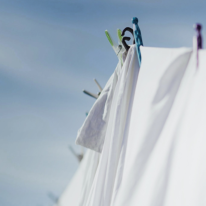 لحاف های سفید پاکیزه