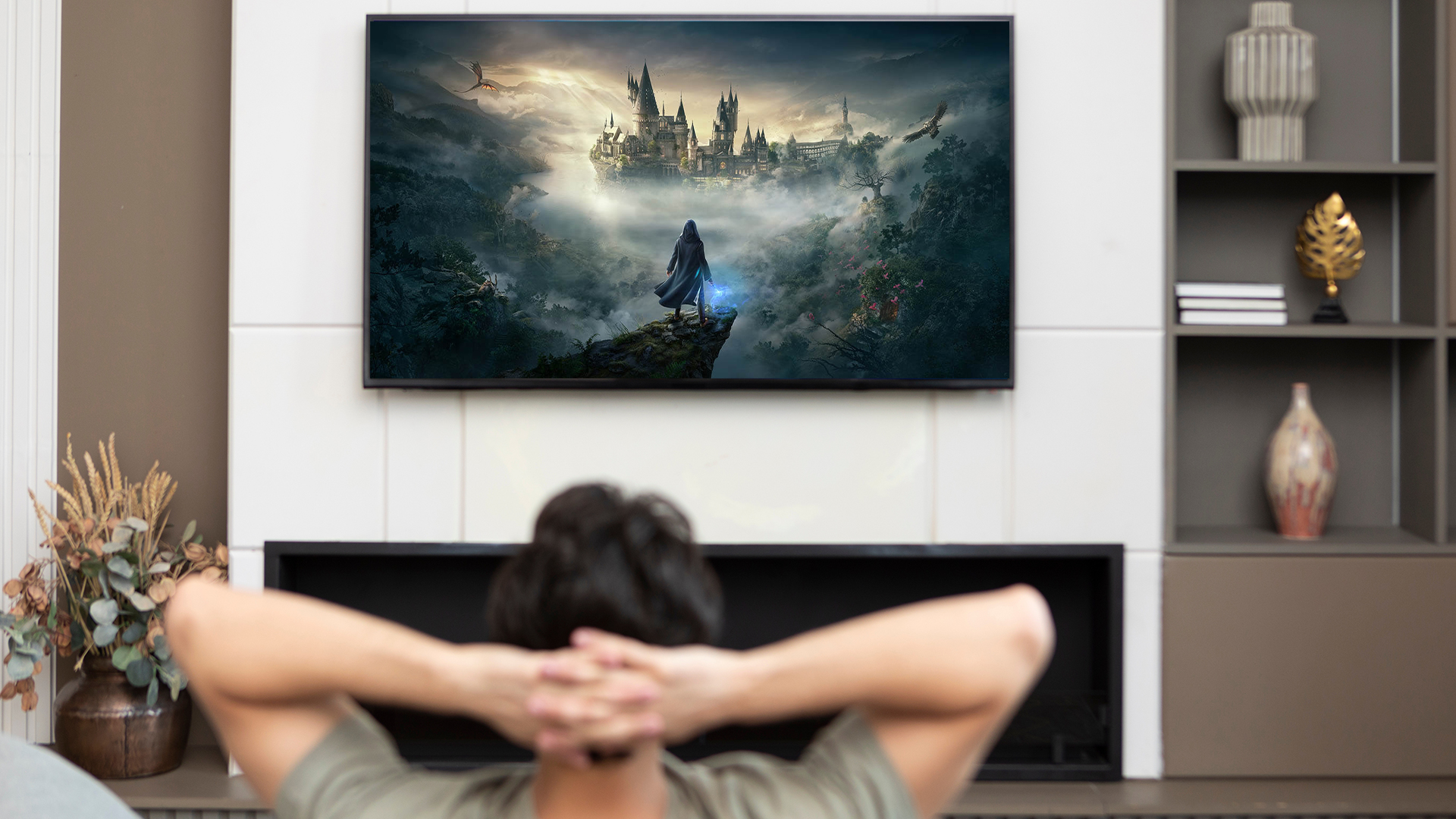 تماشای فیلم و سریال در تلویزیون لذتی بی انتها برای نسل Z